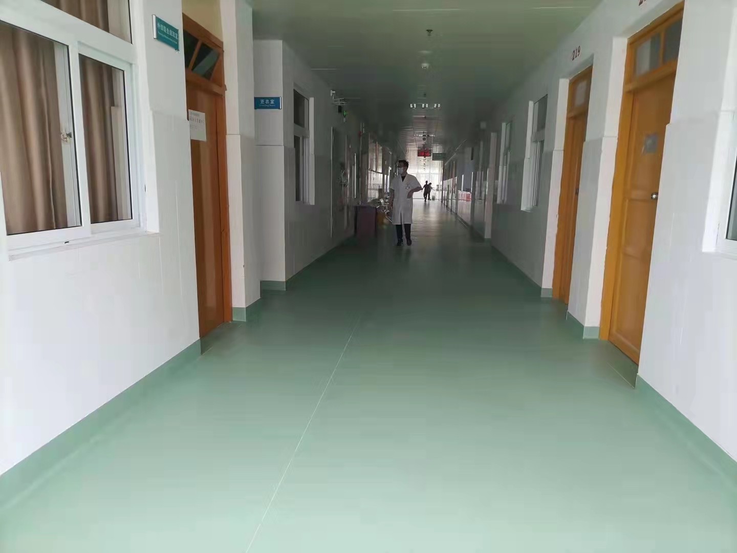 九瑞醫(yī)用PVC地板案例圖.jpg
