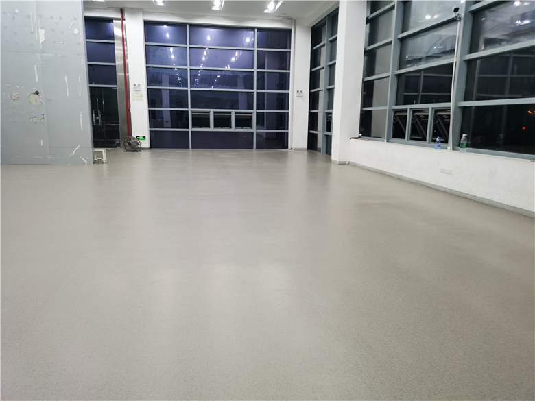 九瑞PVC塑膠卷材地板案例分享.jpg