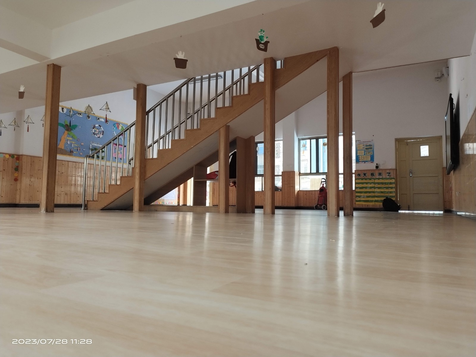 幼兒園PVC地板.jpg