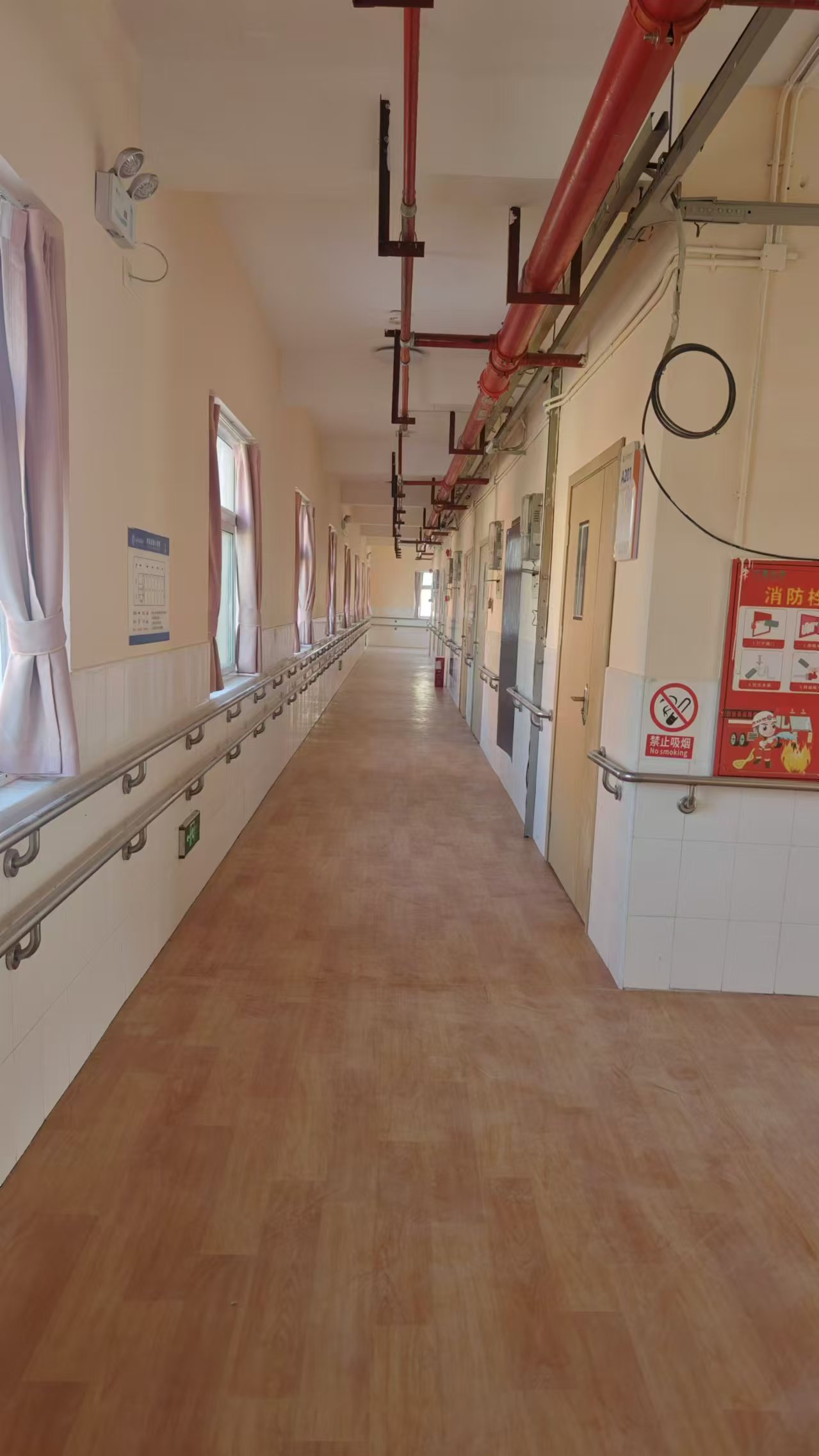 養(yǎng)老院PVC塑膠地板.jpg