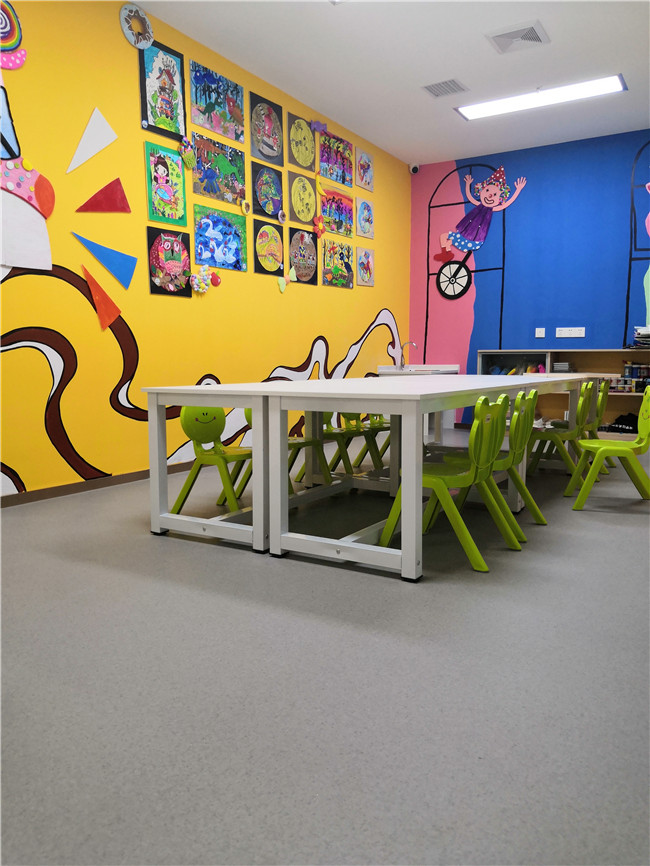 春秋季地板就選九瑞抗菌環(huán)保型幼兒園專用PVC地板